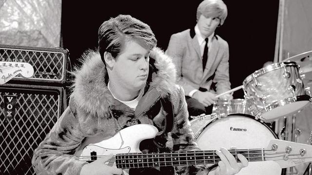 Brian (left) and Dennis Wilson