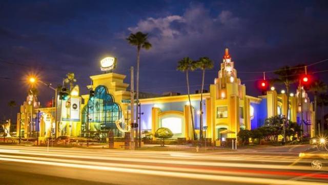 Ron Jon Surf Shop, Cocoa Beach, around 2000