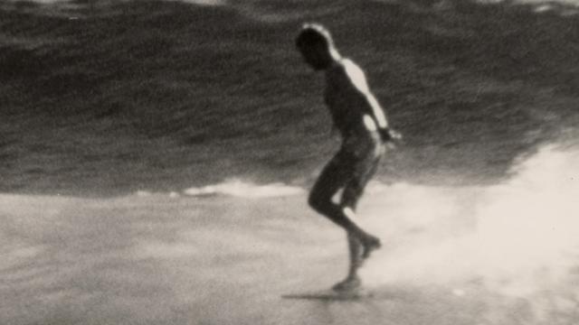 Phil Edwards, Makaha. Photo: Bud Browne