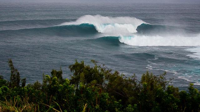 Peahi lineup. Photo: Kristin Scholtz