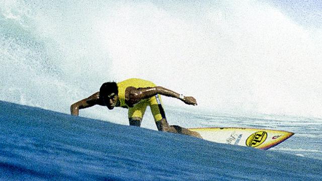 Mark Foo on a Glenn Minami-shaped board, 1987. Photo: Warren Bolster