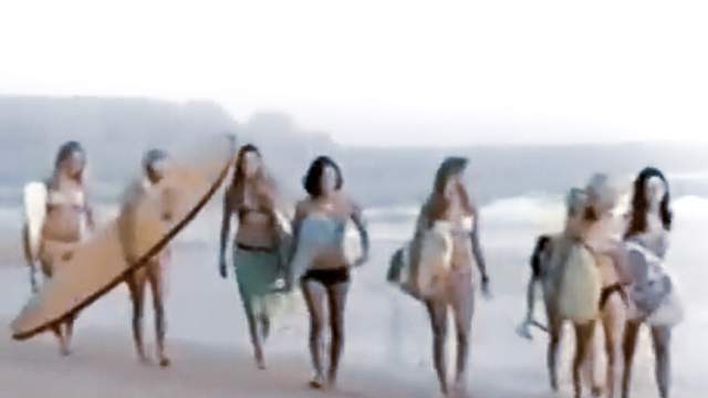 "Surf Girls" lineup