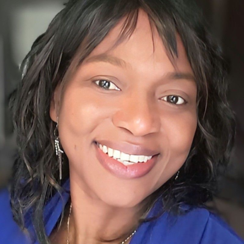 Natalie Rowe, CHRL