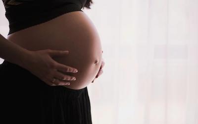 Ostéopathie et grossesse : bienfaits pour la femme enceinte