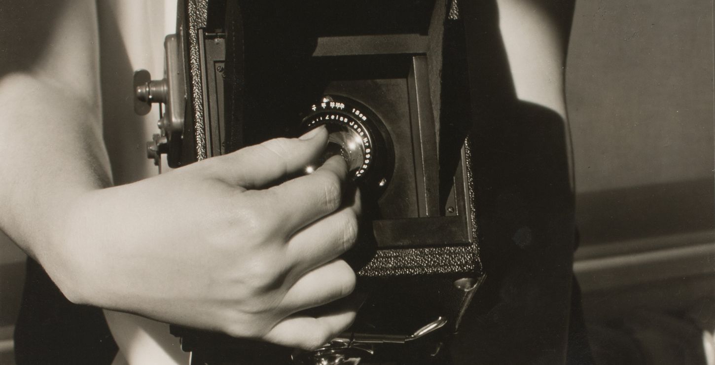 Dorothy Norman XXIV - Hands with Camera, 1932, by Alfred Stieglitz