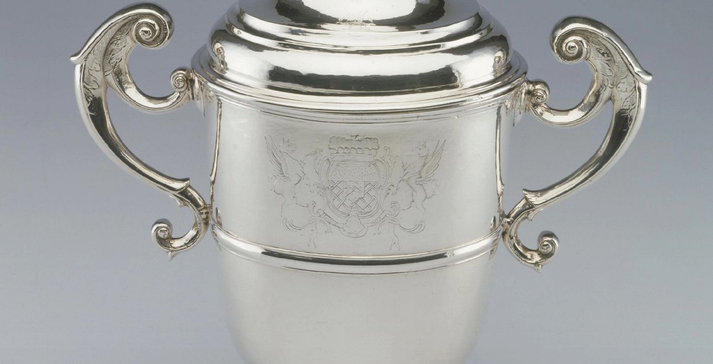 Two-Handled Cup with Lid, 1706-1708, Workshop of David King, Irish (Dublin), active from 1690, died 1737, 1986-26-230a,b