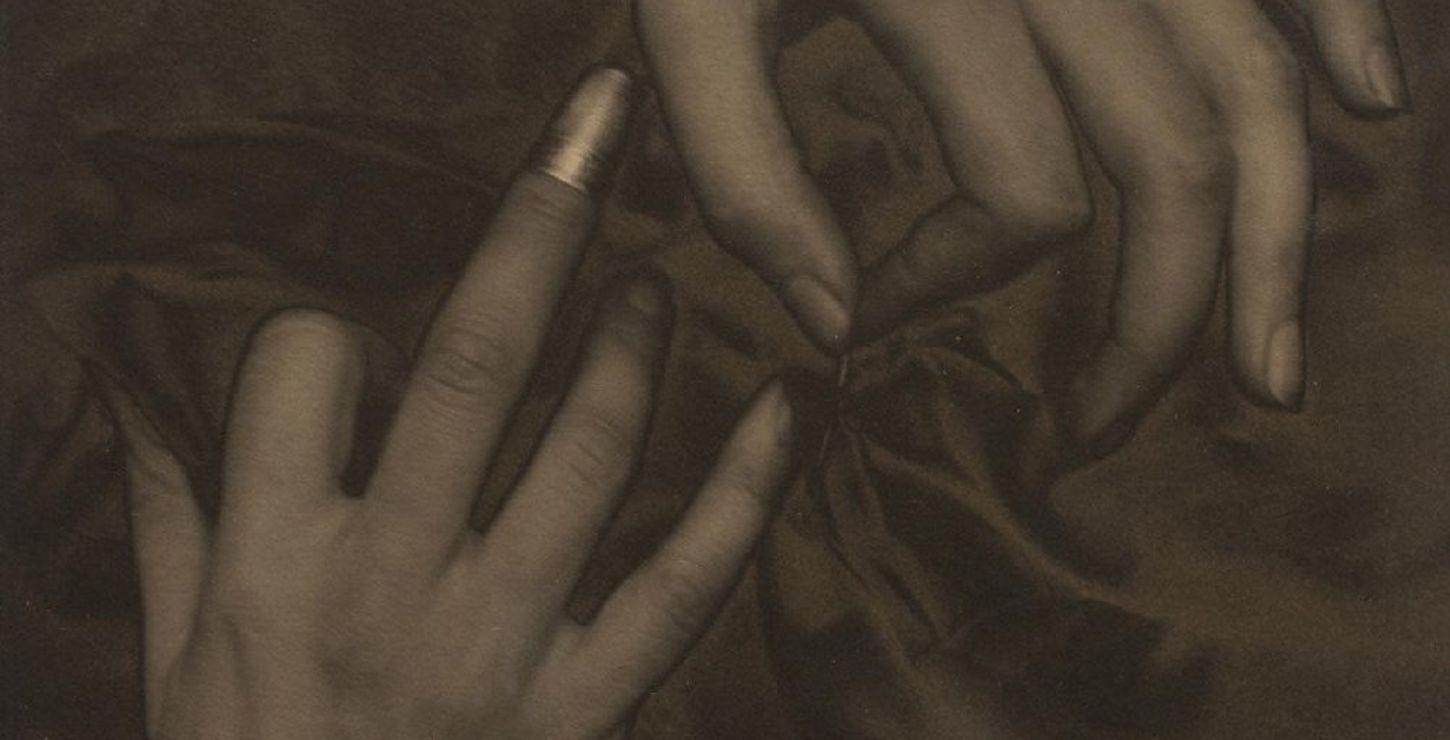 Georgia O'Keeffe - Hands and Thimble, 1919, Alfred Stieglitz, American, 1864 - 1946, 1997-38-2