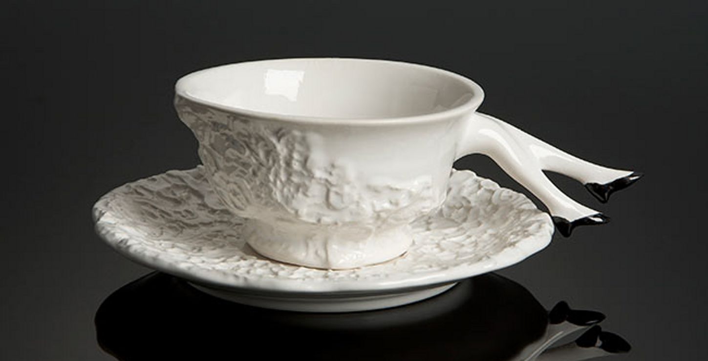 "Blaue Blume" Tea Cup, 2007
Designed by Tina Tsang
3 9/16 × 6 5/16 × 2 9/16 inches (9 × 16 × 6.5 cm) Ceramic
8-2014-2