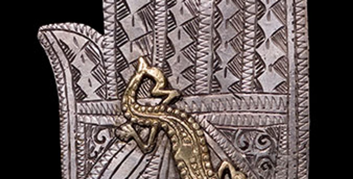 Desert Jewels North African Jewelry And Photography From The Xavier desert-jewels-north-african-jewelry-and-photography-from-the-xavier