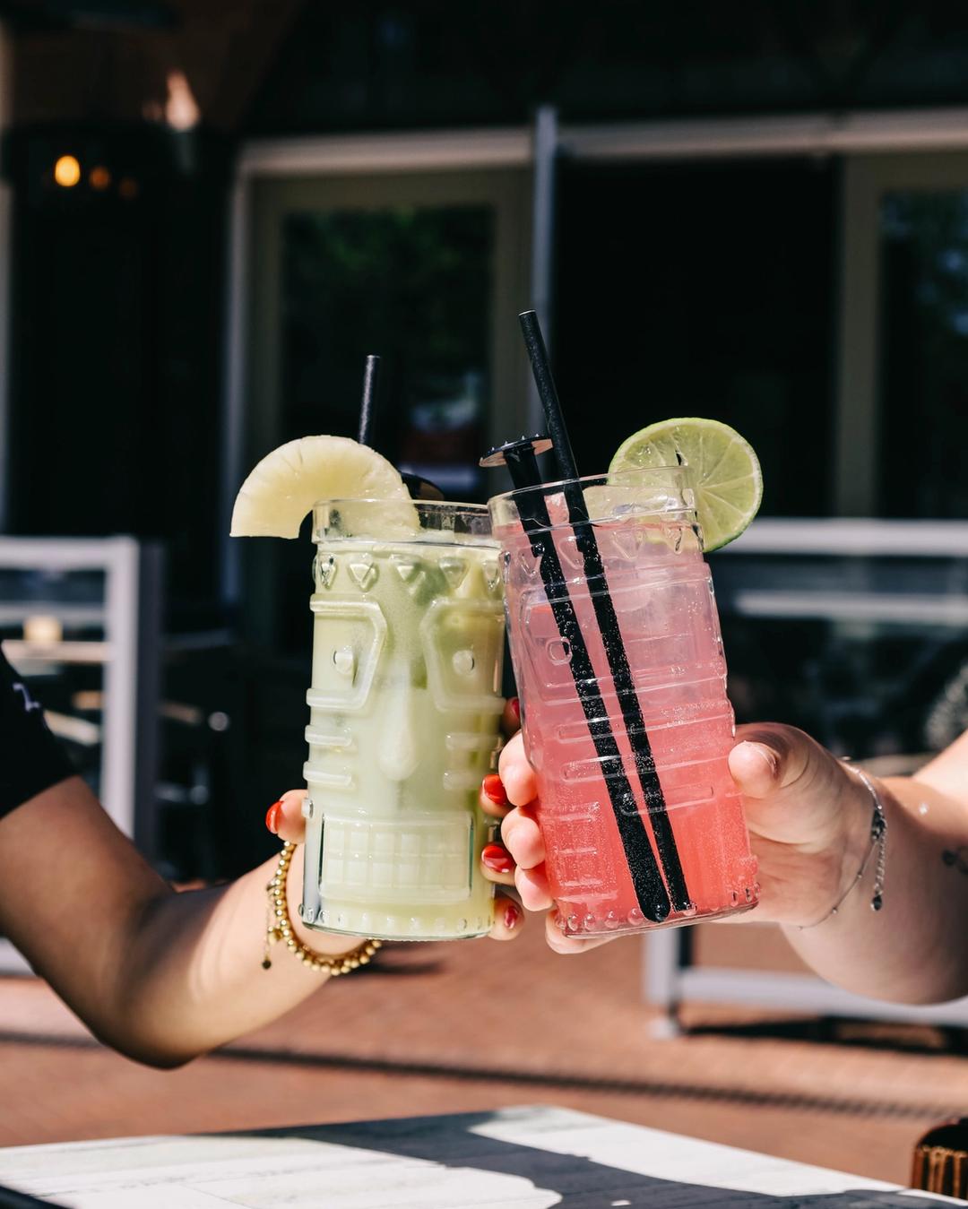 Proost met cocktails