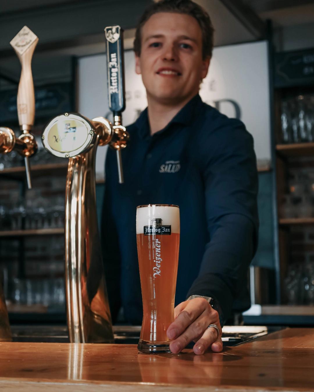Een biertje bij Salud