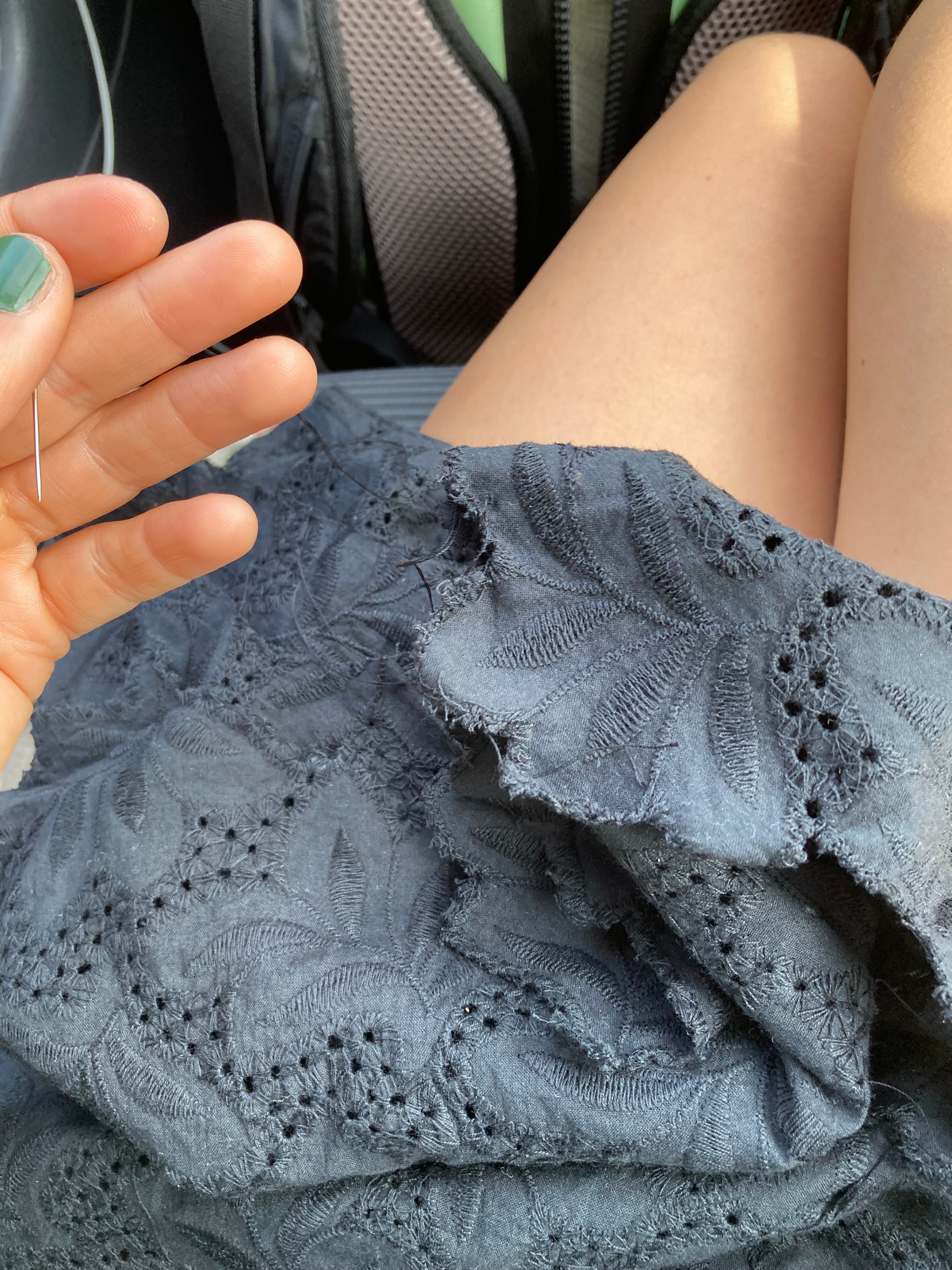 foto van handwerken in de auto