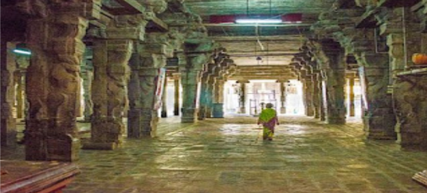 Corridor with sculpted pillars