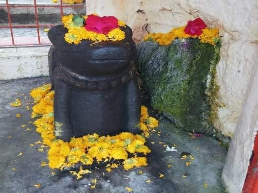 Redyamukhi, the buffalo that recited the vedas, on Nagghata of Paithan