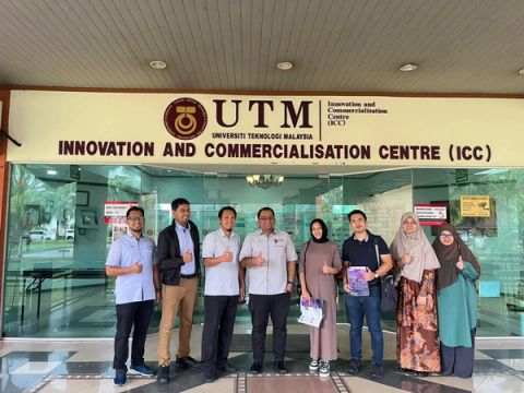 Visit from Petronas to Oil2Wang Kiosk and UTM Incubator at Technovation Park