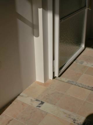 Dancing on the ceiling_tile detail