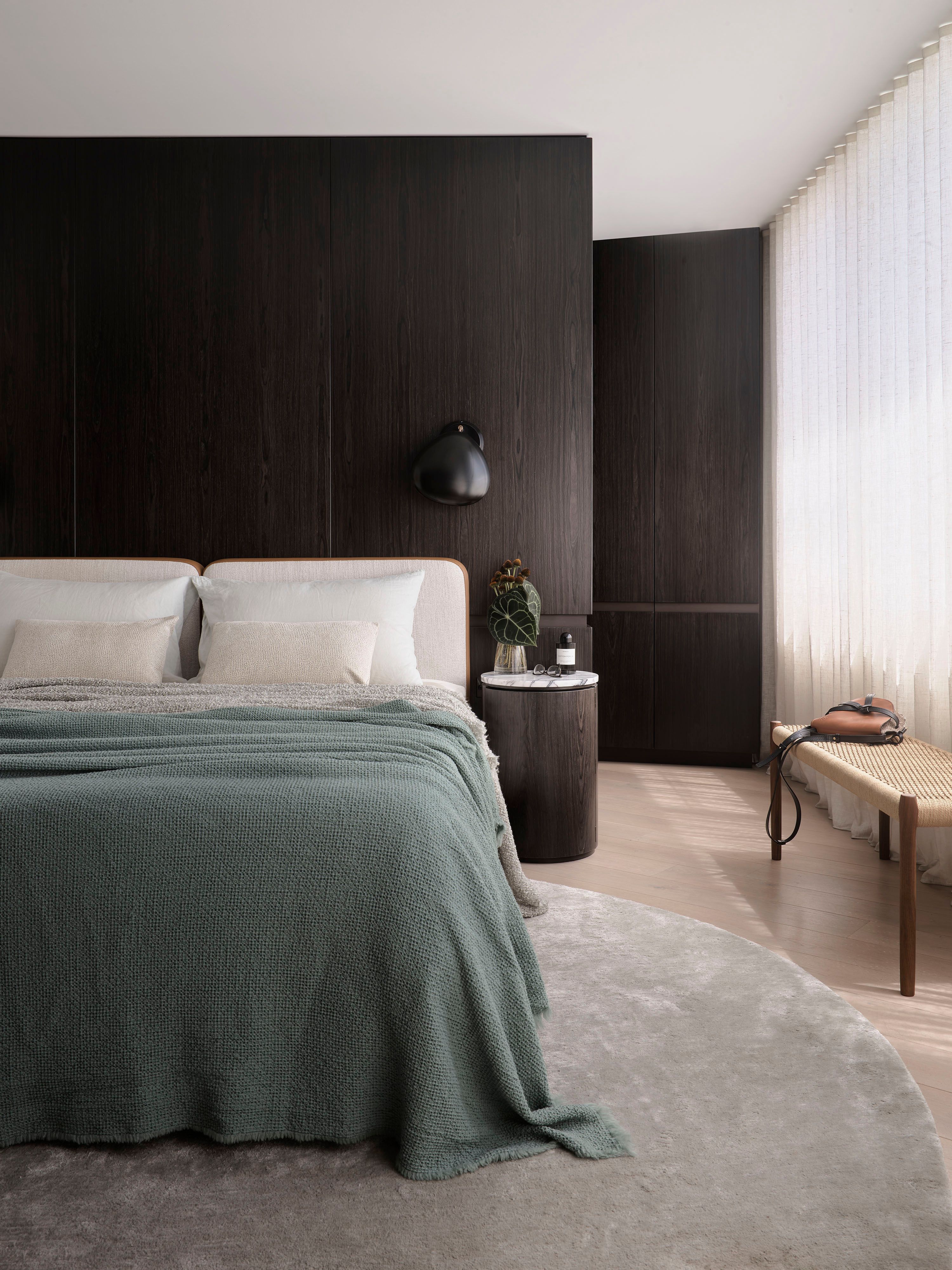 Corner House, Master bedroom