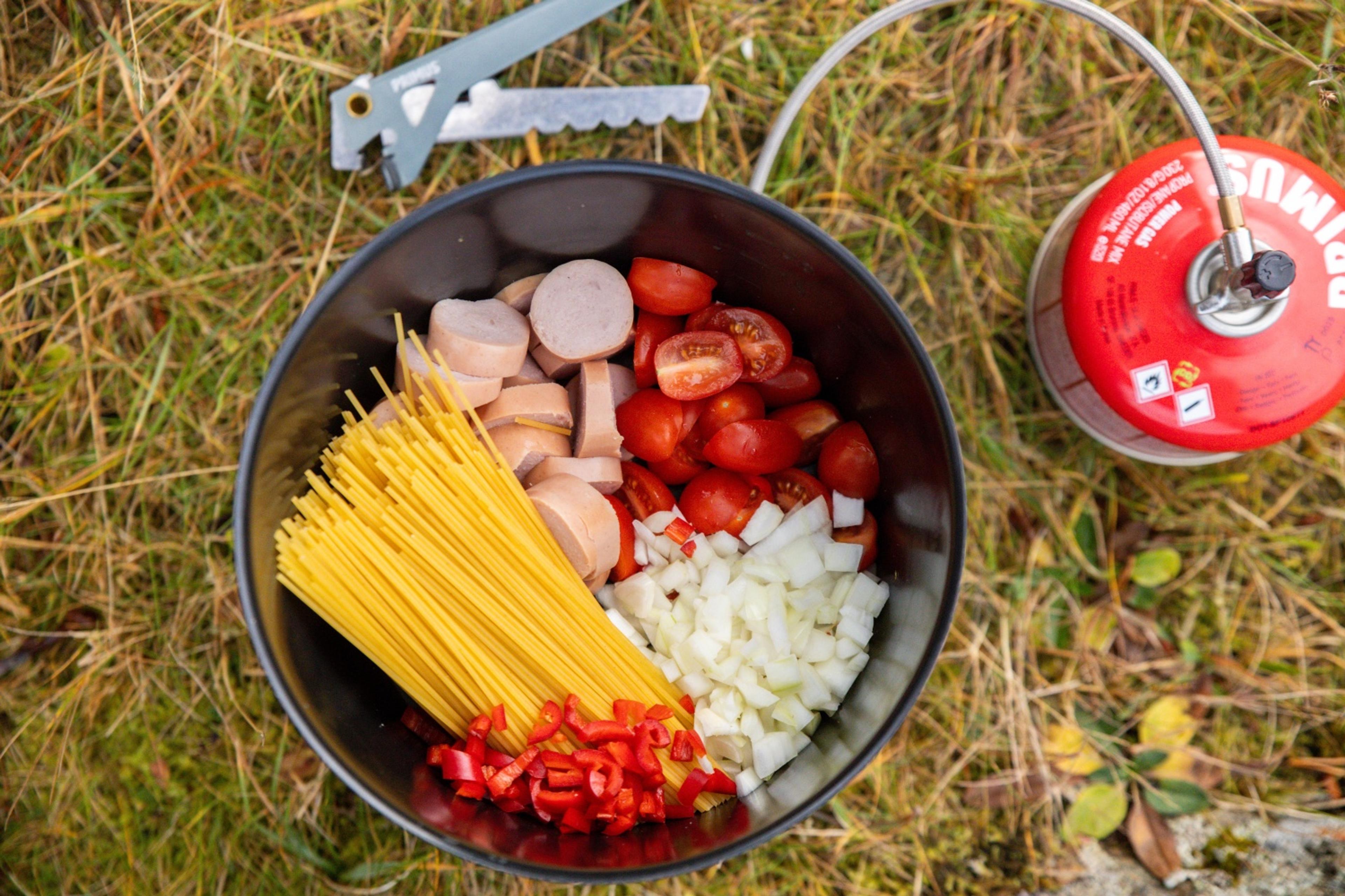 Ingrediensene til Eventyrgryte i primus 