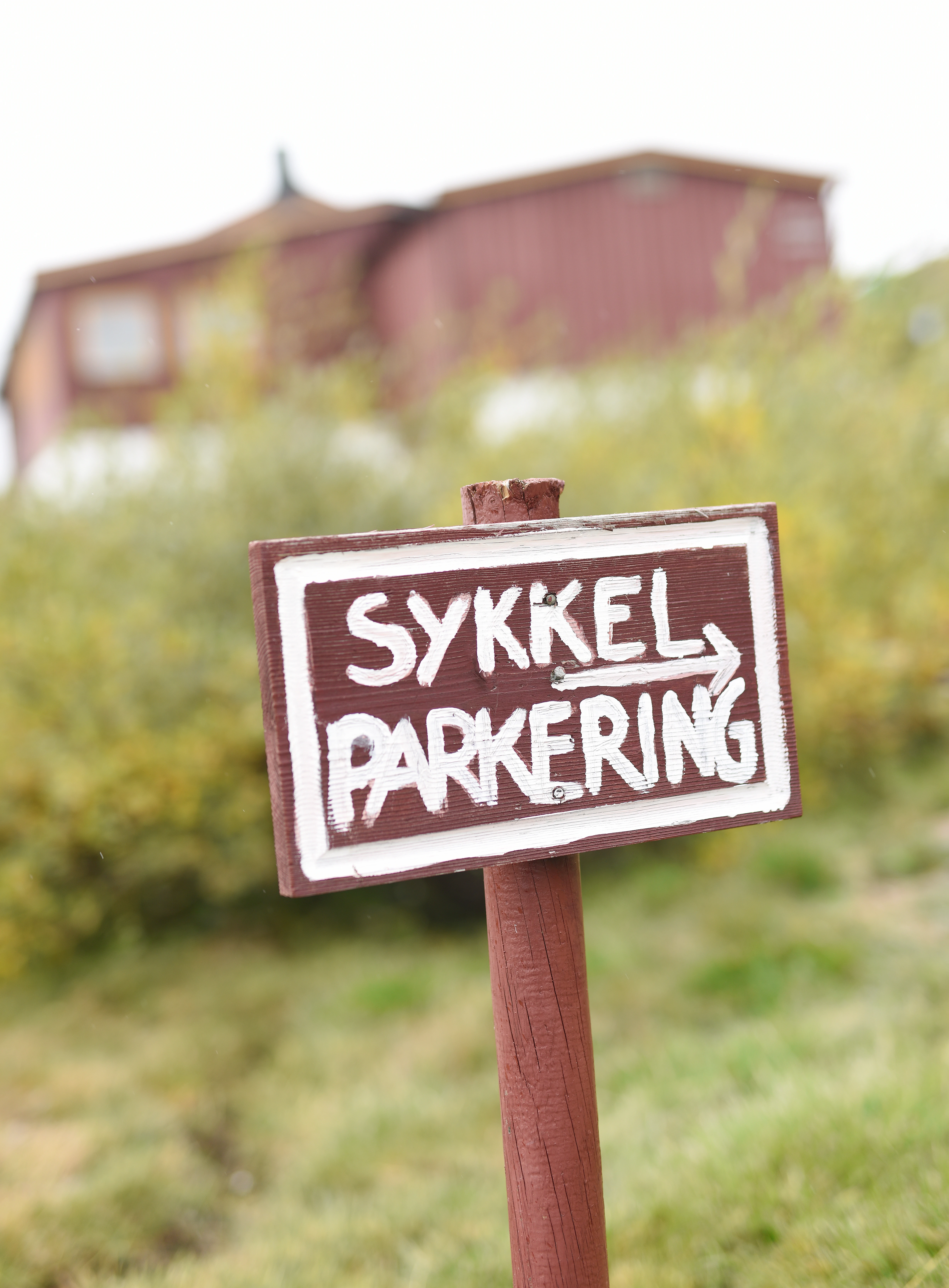  Skilt for sykkelparkering. Foto: Bjørn Harry Schønhaug/ DNT