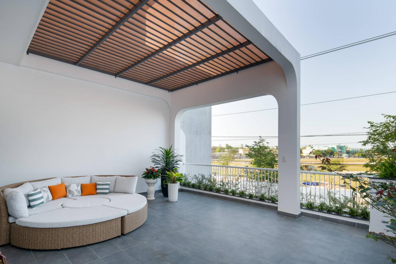 Vợ chồng con gái ‘rượu’ xây tặng bố mẹ nhà 2 tầng để an hưởng tuổi già.