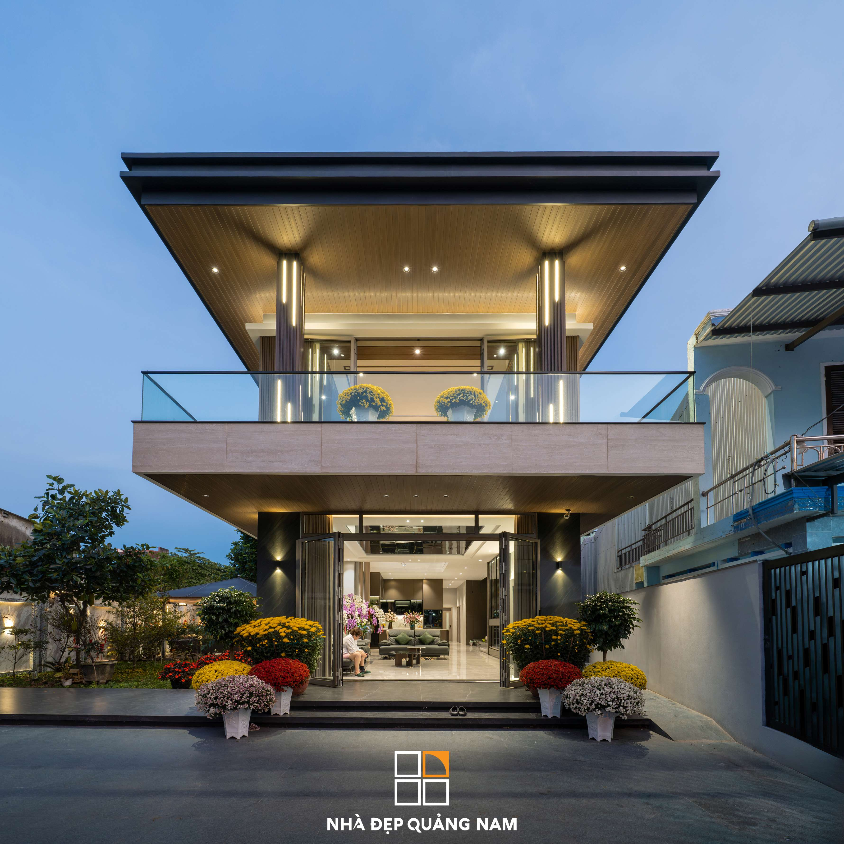 TH Villa - Hành trình 6 tháng kiến tạo bản giao hưởng của ánh sáng và vật liệu