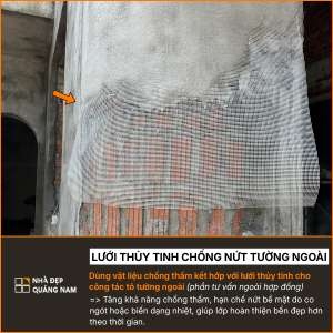 Lưới thủy tinh chống nứt tường ngoài trong thi công tại Nhà Đẹp Quảng Nam
