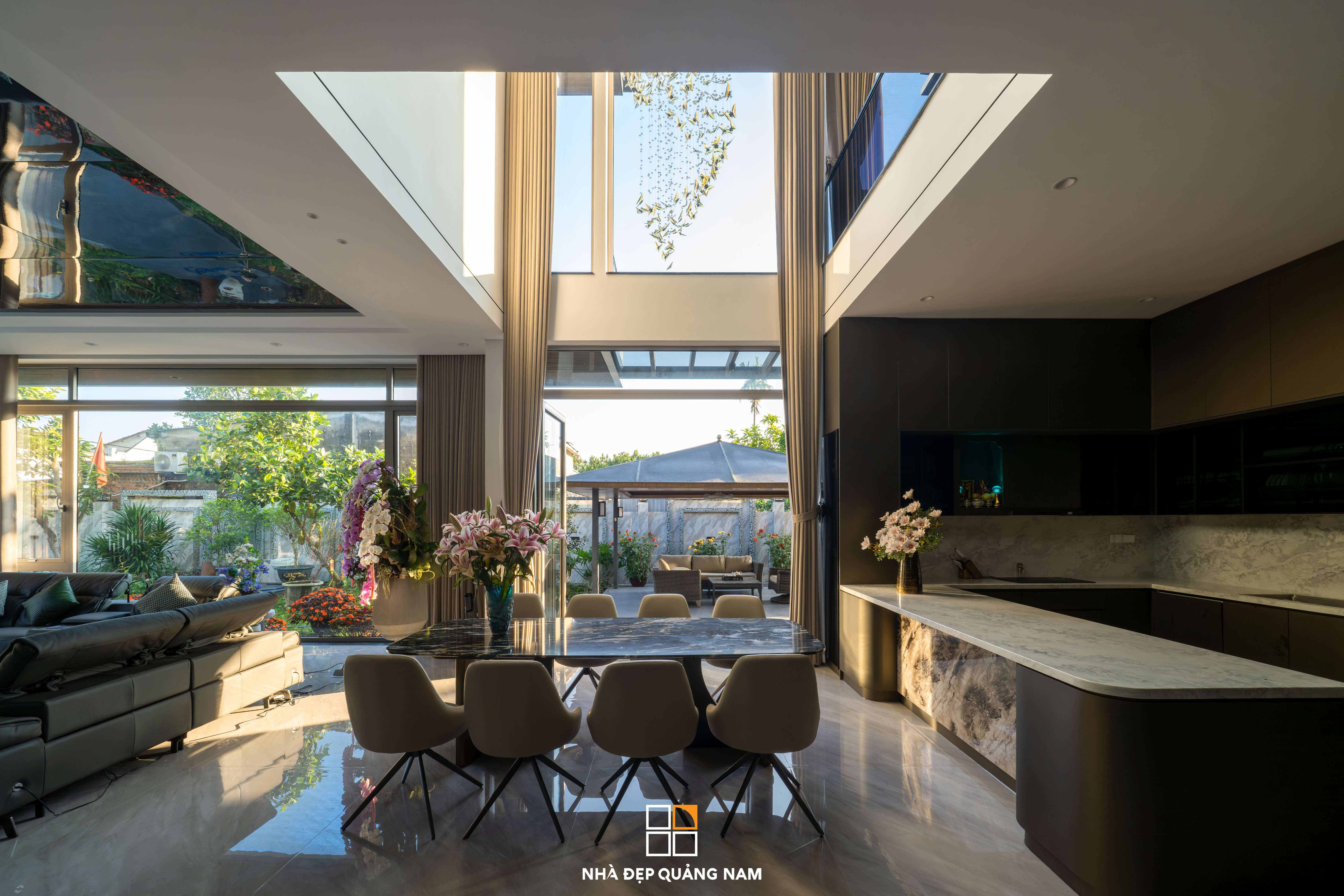 TH Villa - Hành trình 6 tháng kiến tạo bản giao hưởng của ánh sáng và vật liệu