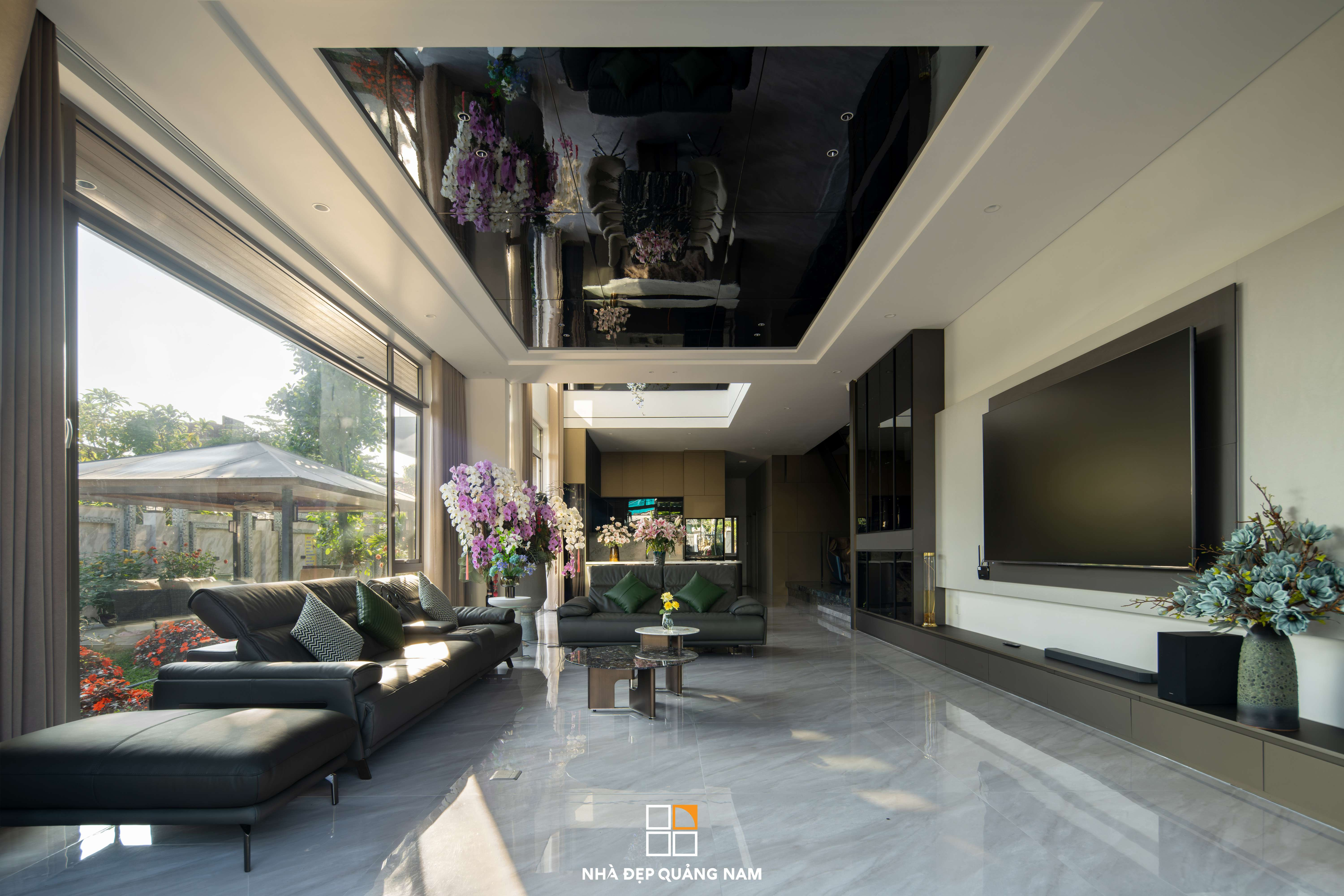 TH Villa - Hành trình 6 tháng kiến tạo bản giao hưởng của ánh sáng và vật liệu