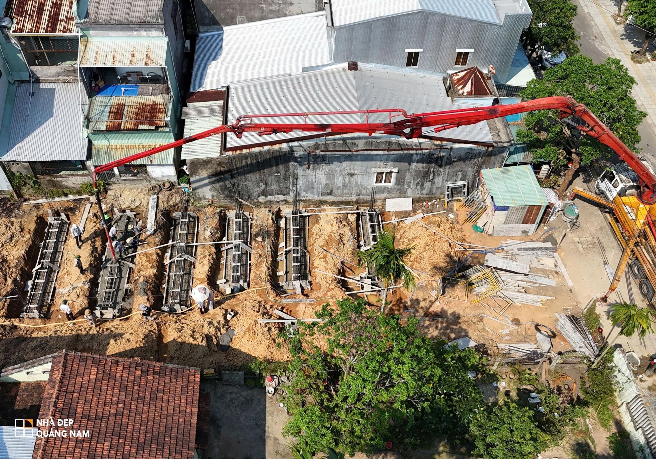 đơn vị thiết kế thi công mẫu nhà 2 mặt tiền