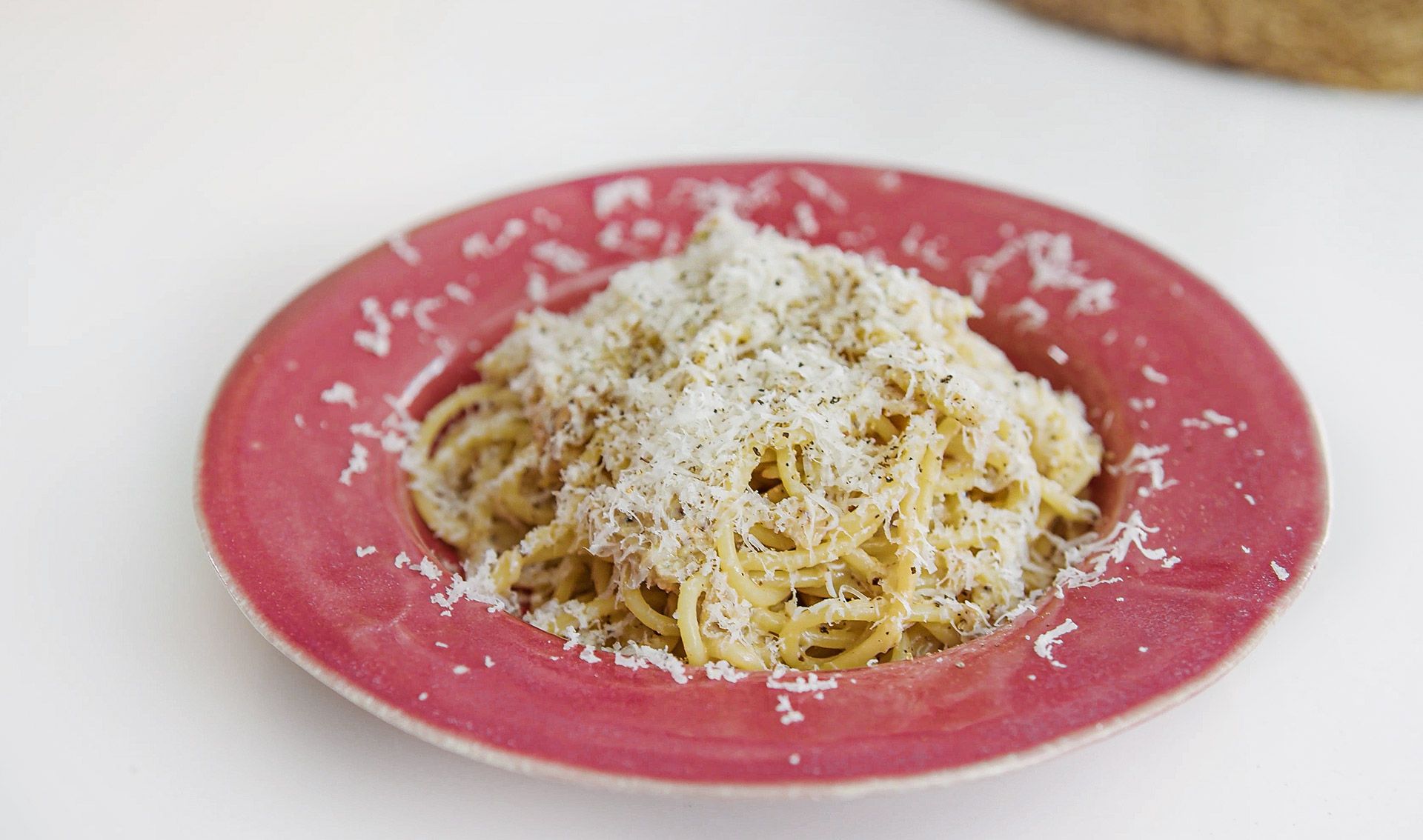 Black Pepper Crab Cacio e Pepe Recipe | Pepper.ph