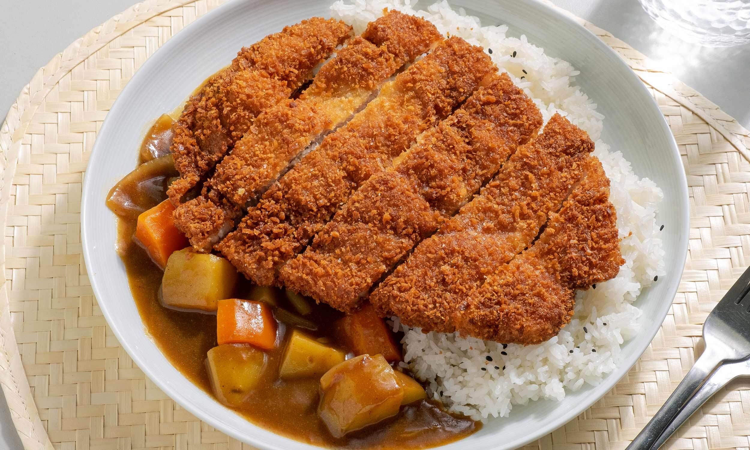 Japanese Pork Cutlet (Tonkatsu) Curry Recipe | Pepper.ph