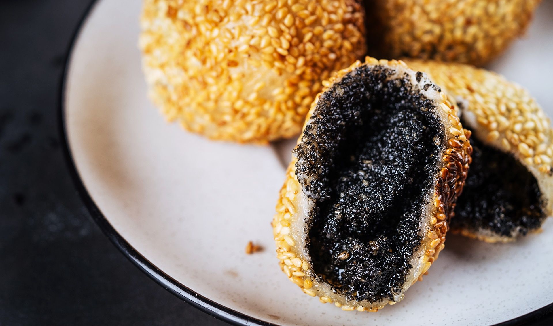 Din Tai Fung-Inspired Black Sesame Lava Balls (Buchi) Recipe | Pepper.ph