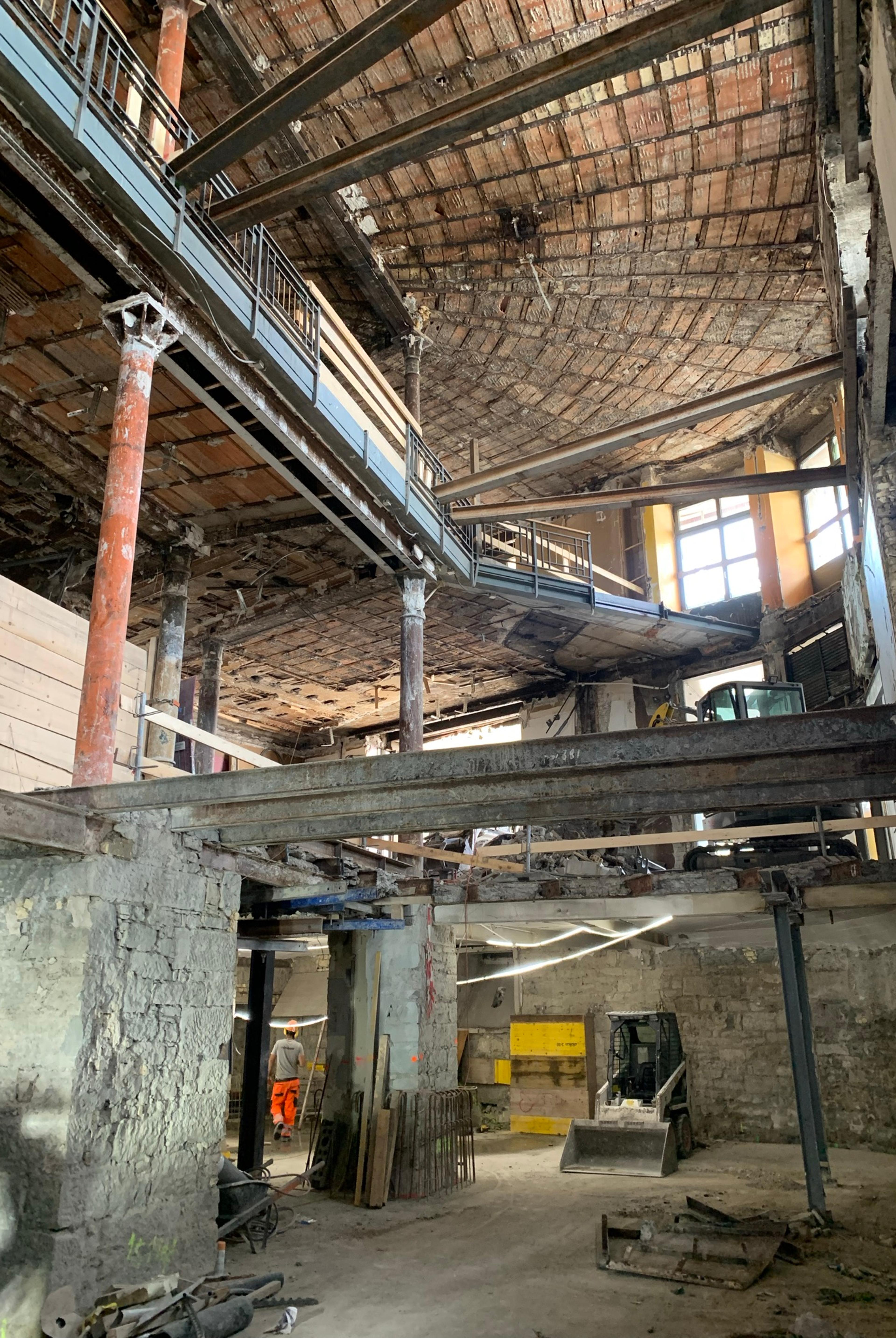 2351_07_Andreas Scheiwiller.JPEG