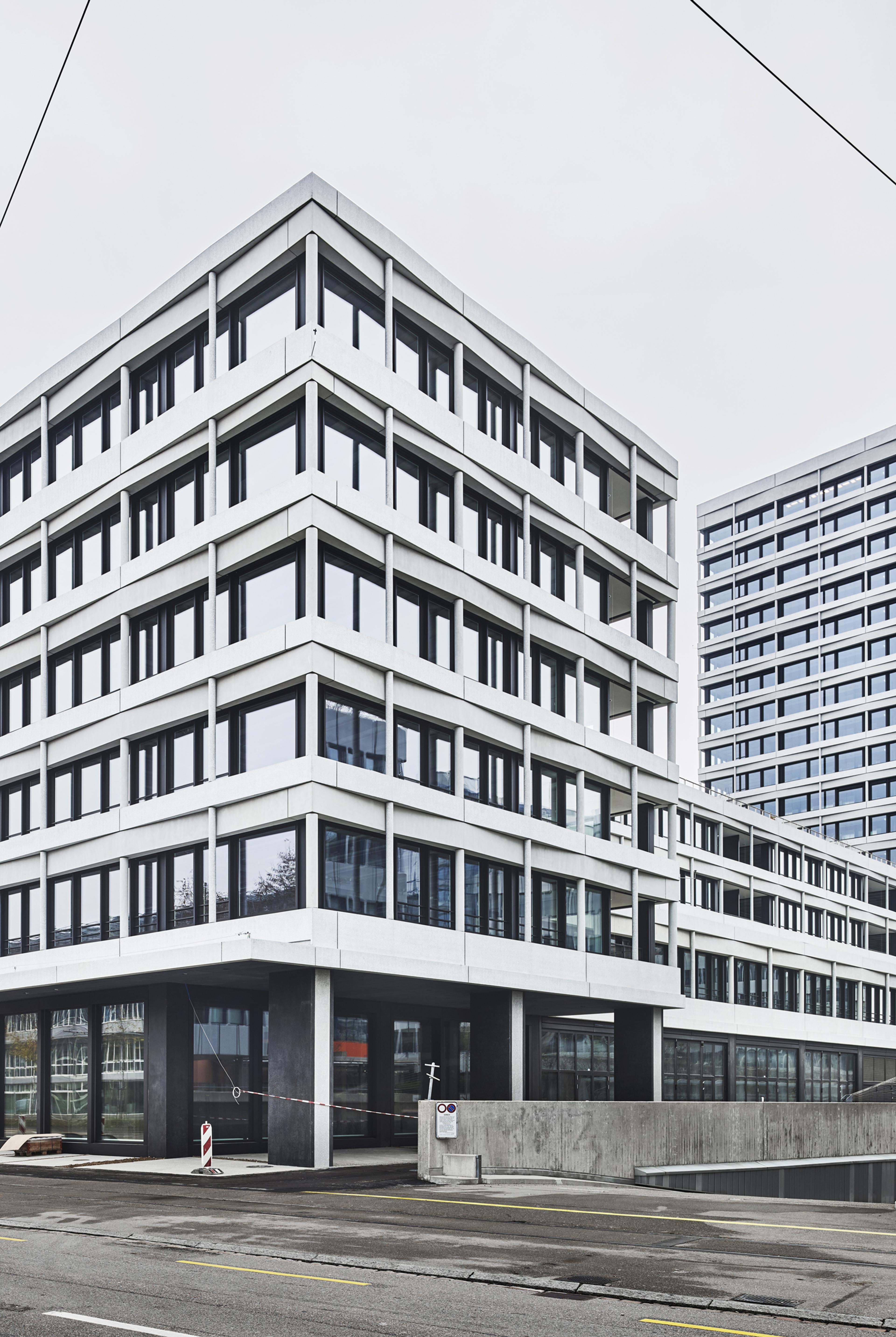 2600_03_EM2N_Atmos-Buero-und-Gewerbehaus-Zuer_Robert Sigrist.jpg