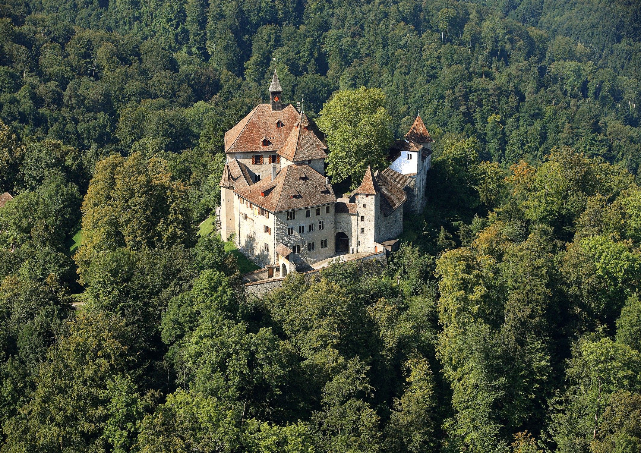Schloss Kyburg.jpg