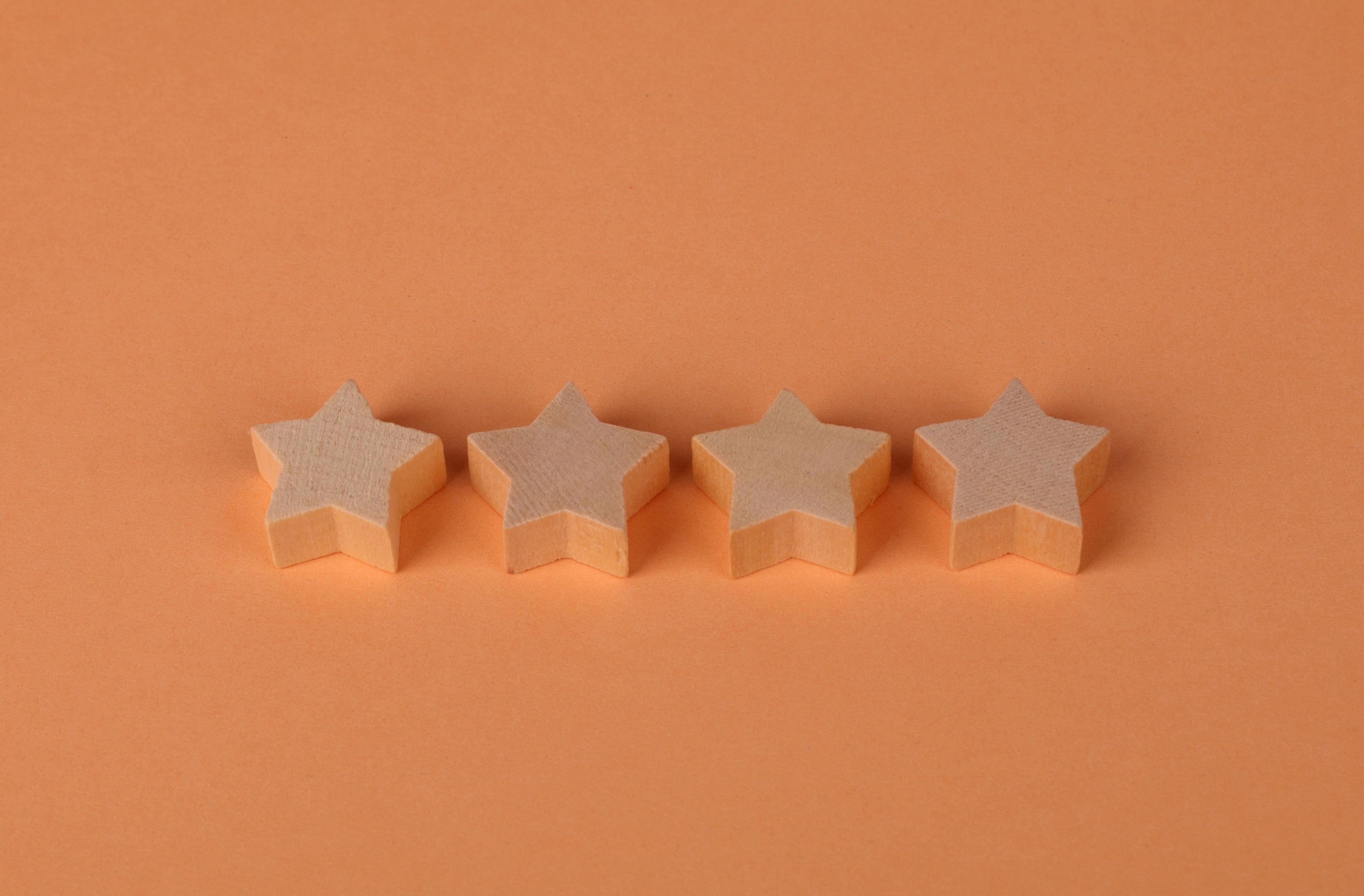 4 étoiles de score client