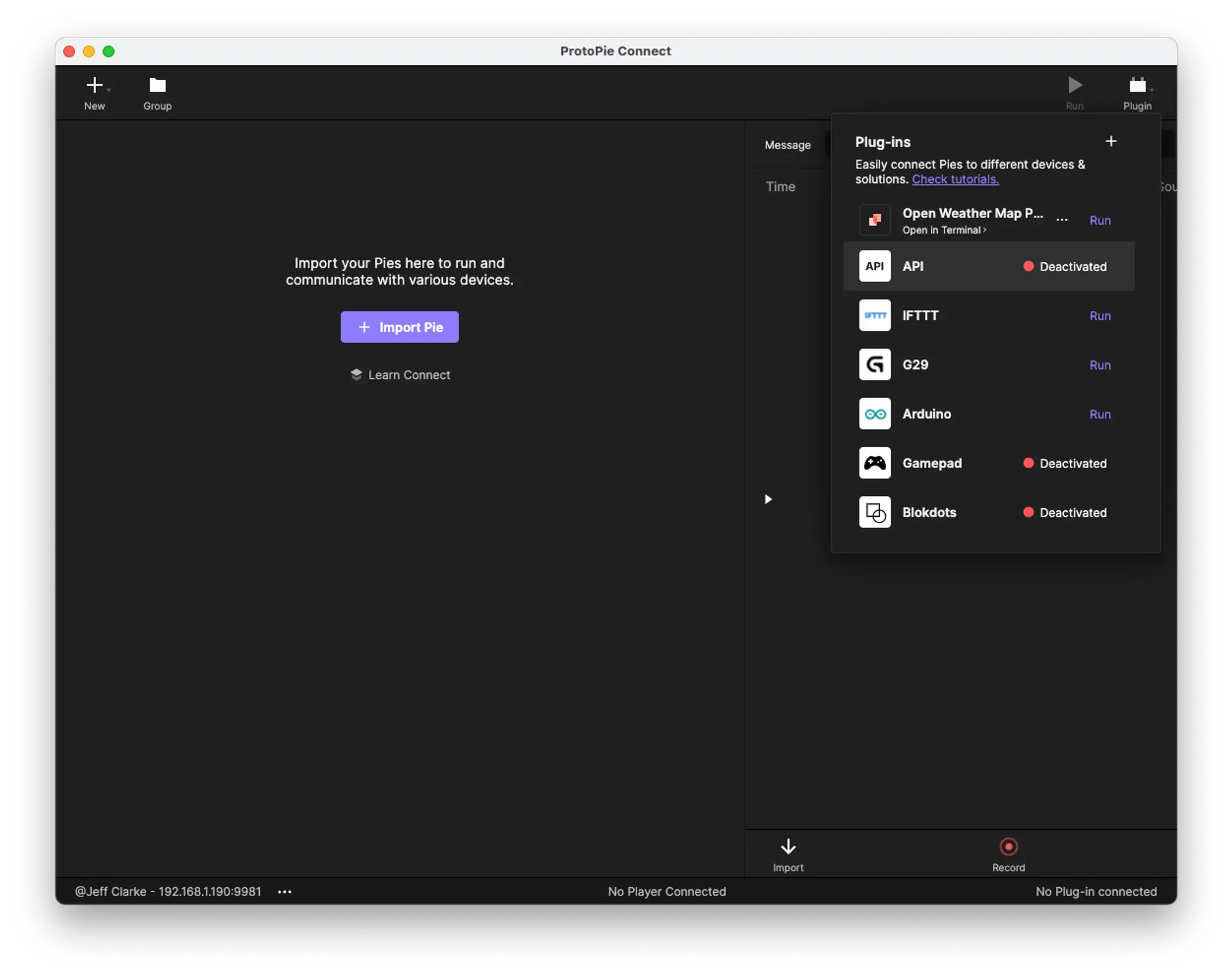 点击右上角的插件,然后点击API