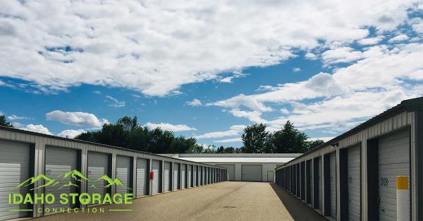 A picture of a bright sky over a storage facility | Idaho Storage Connection
