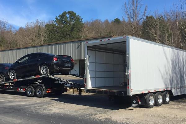 SUVs vs Sedans: Why SUVs Dominate Auto Transport in 2025