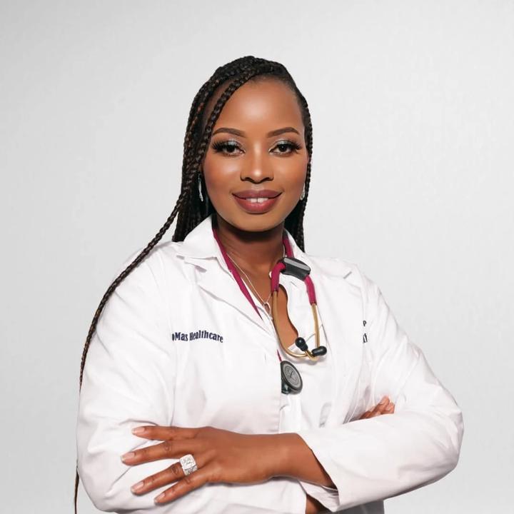 Portrait of Carolyn Woahloe, MSN, APRN, AGPCNP-BC — Chief Nurse Executive II at NFAHS