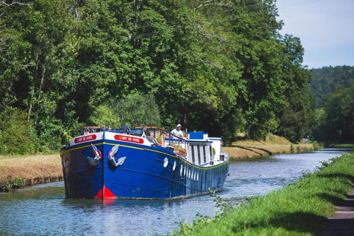 Hotel Barge L’Art de Vivre