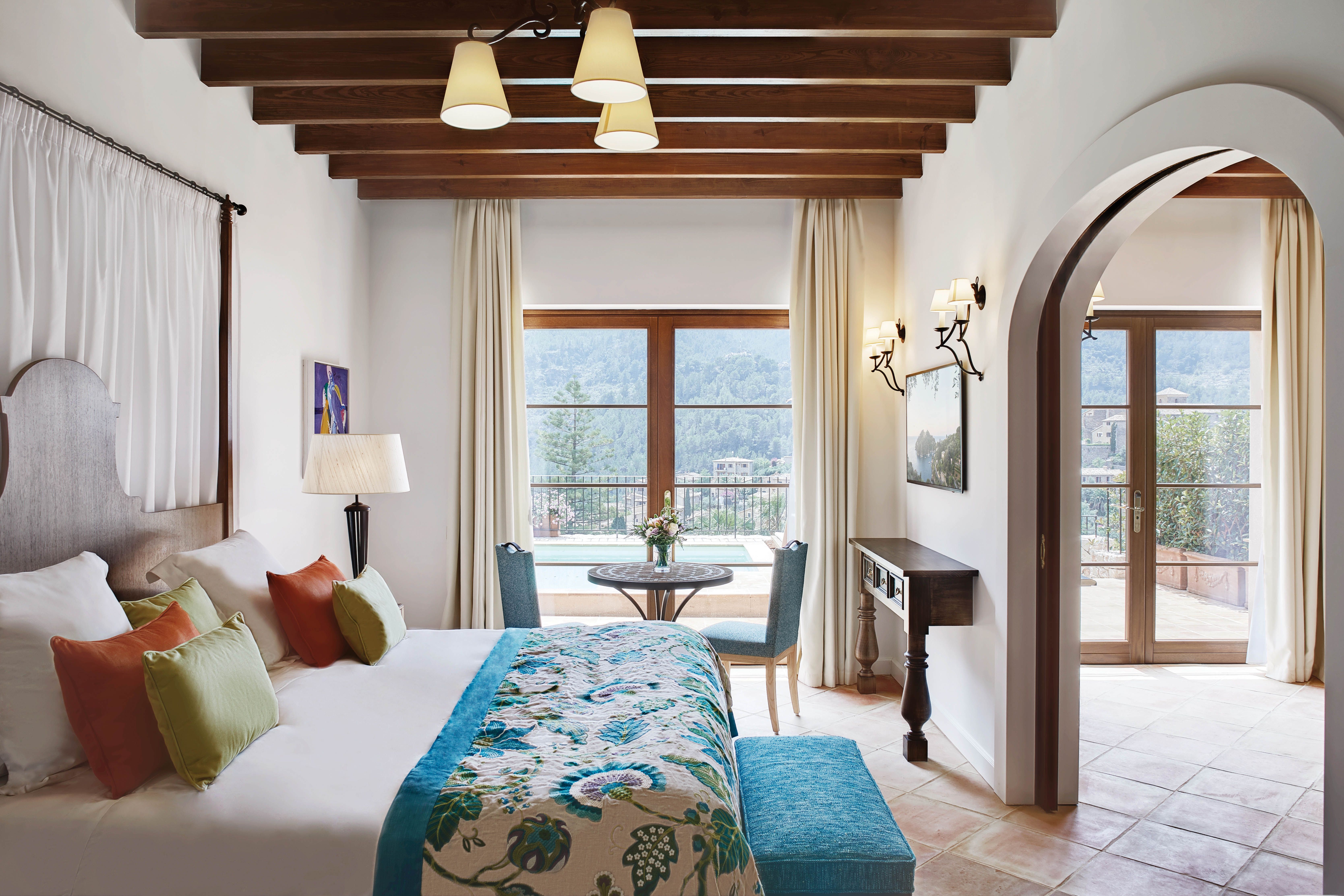Kirker Holidays