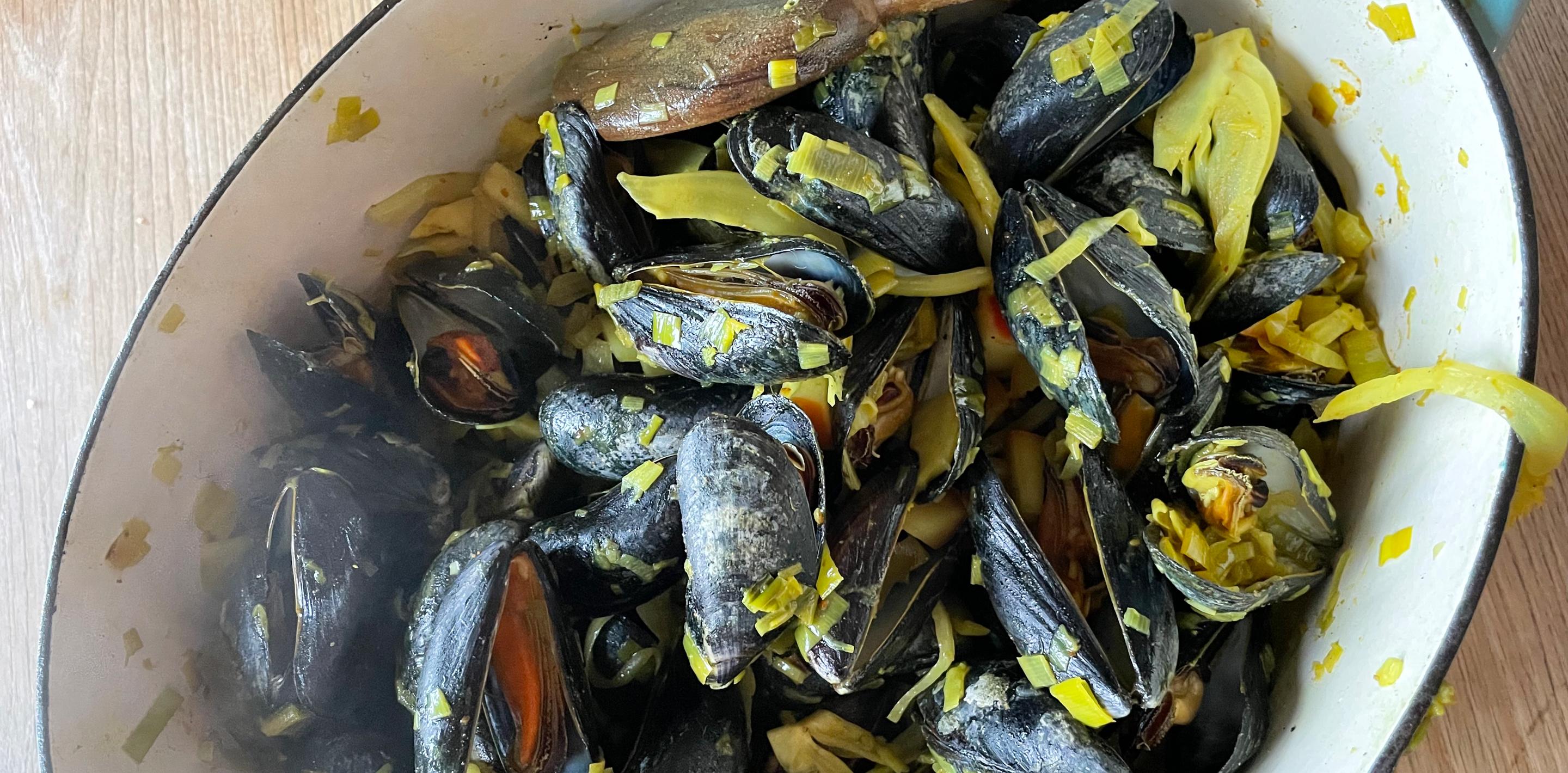 Discover the benefits of ropegrown mussels River Cottage Reunited