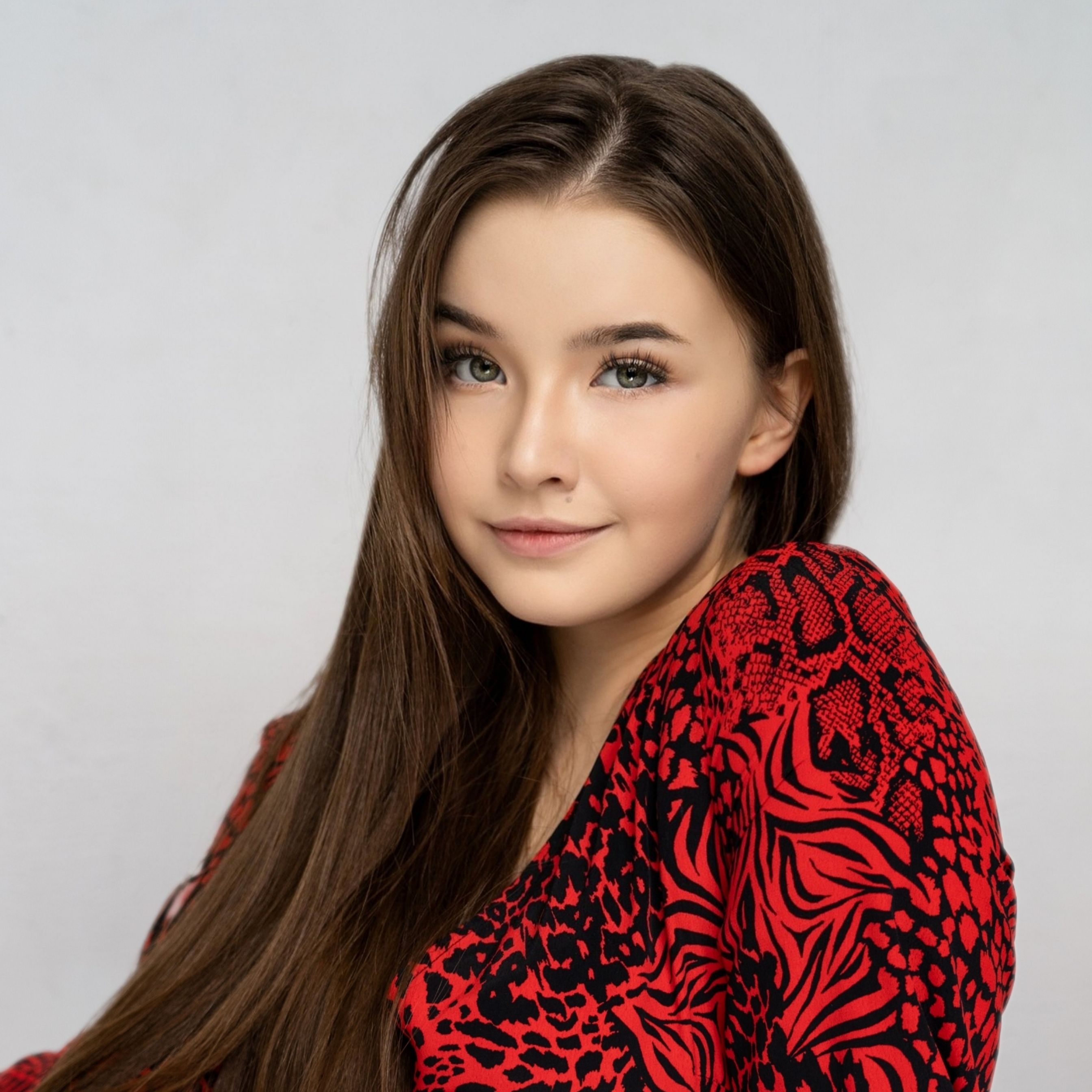 Photo of Paulina Bednarek, Content designer and strategist | UX writing trainer