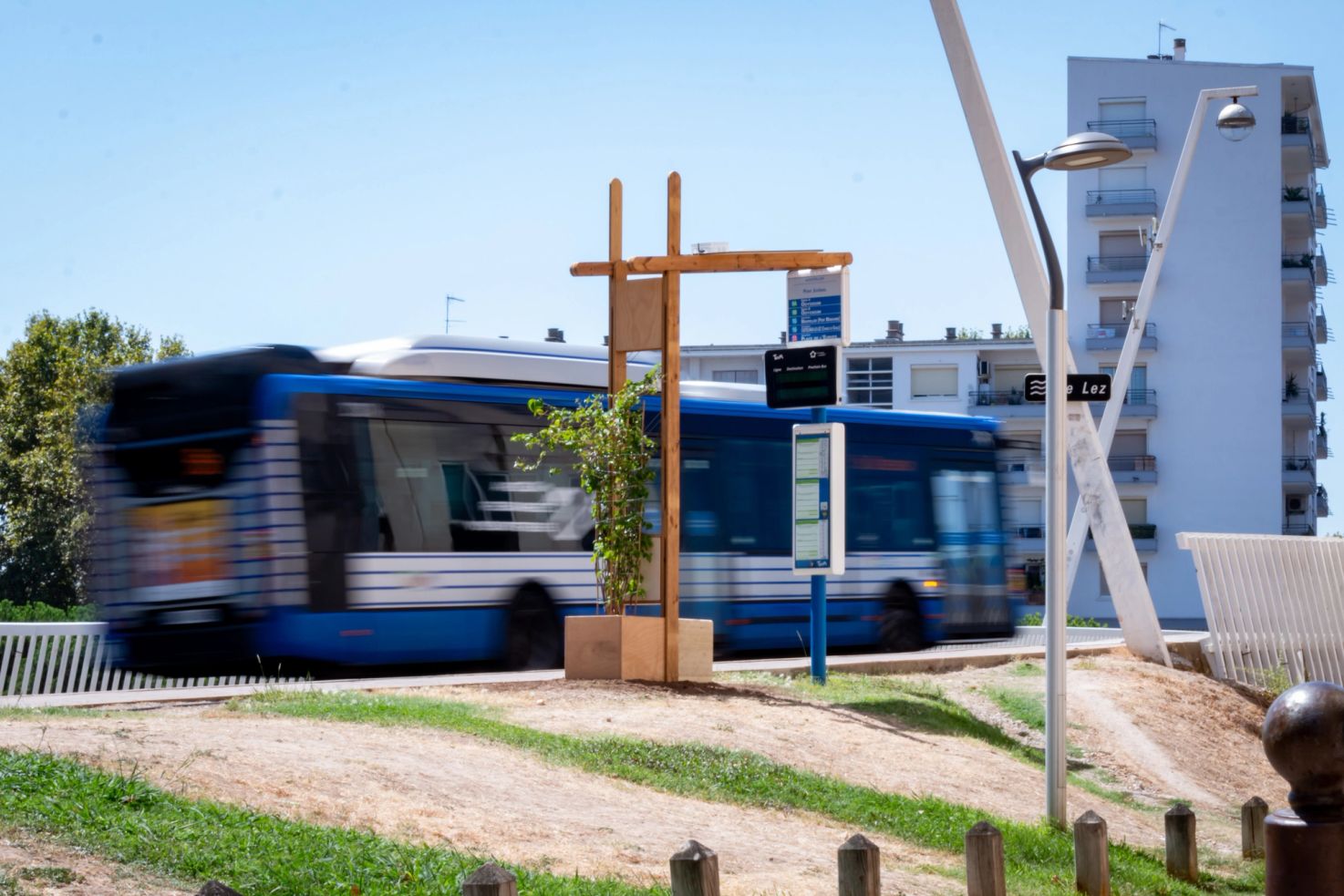 Product design studio Montpellier France expert in mobility 3D render photo mockup Terra