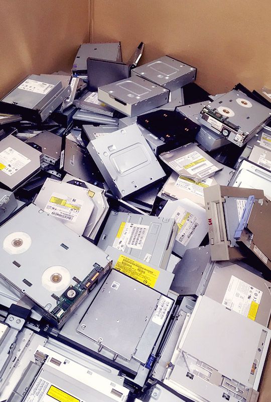 Product design studio Lyon Montpellier France expert in circularity dismantling product coffee machine WEEE