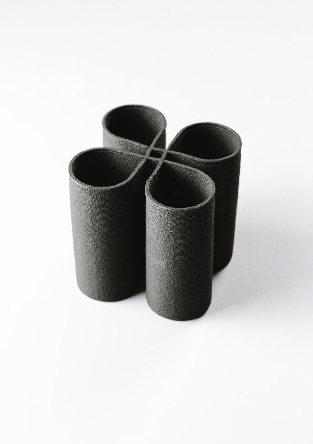 Product design studio Lyon Montpellier France experts in circularity product presentation Loop