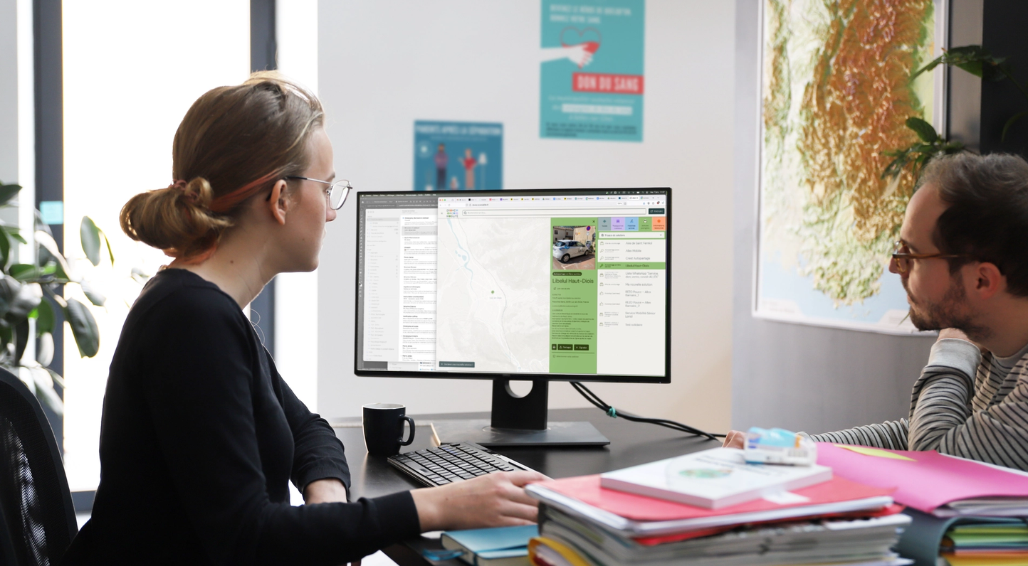 agence design UX/UI Crest expert en mobilité mise en situation assistante sociale Drome écomobilité