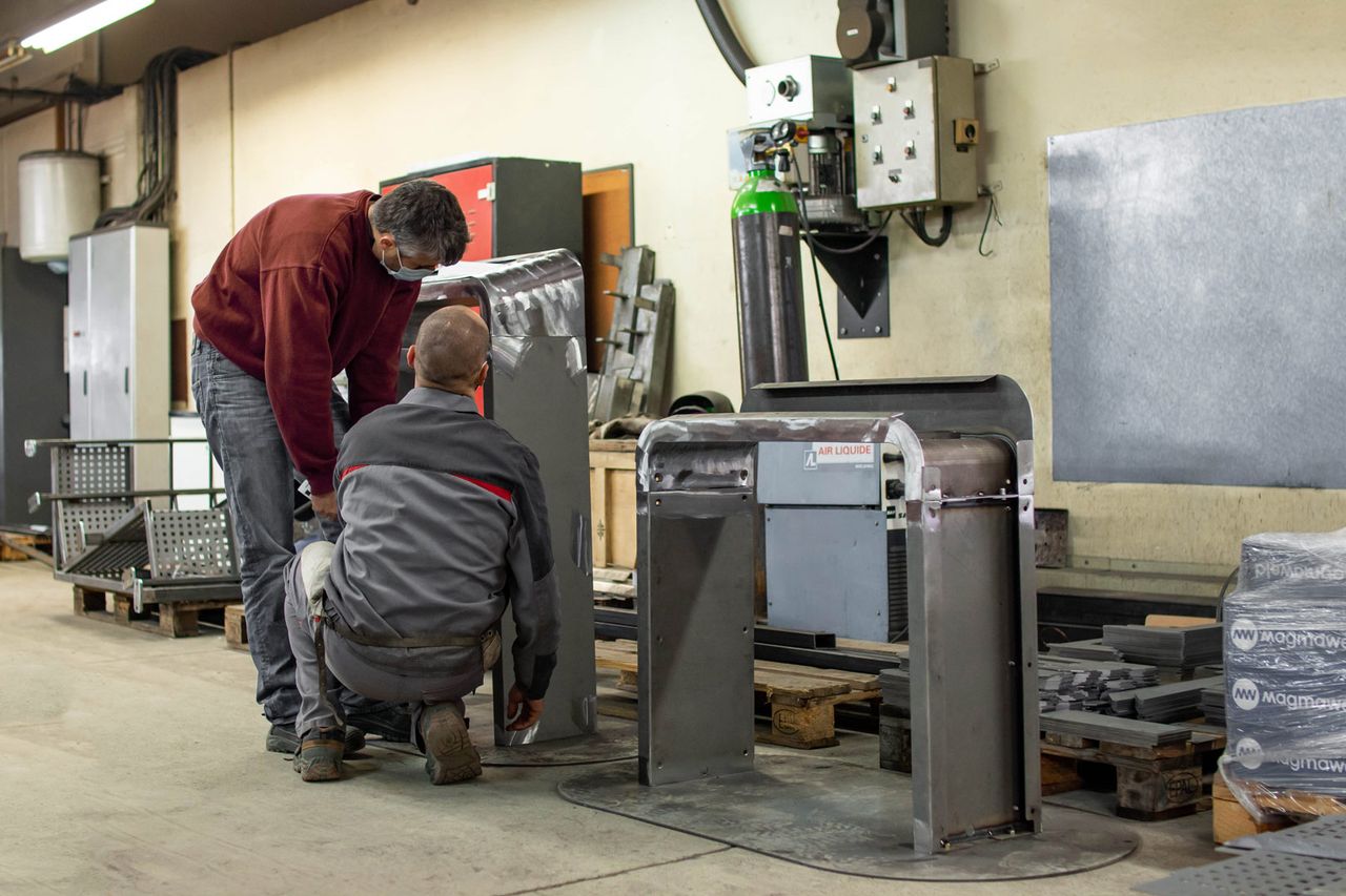 Agence design produit Lyon expert en technologie éducative prototype table Losonnante