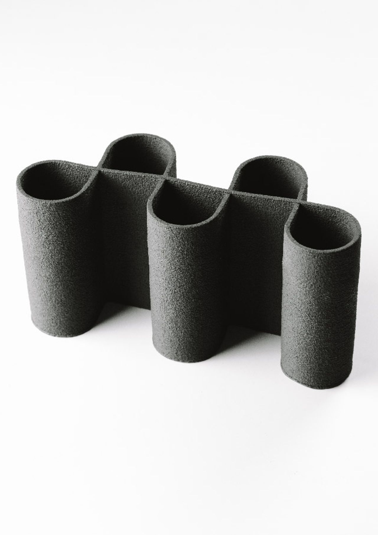 Product design studio Lyon Montpellier France experts in circularity product presentation Loop